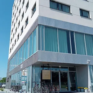 Arche Airport Hotel Vratislav